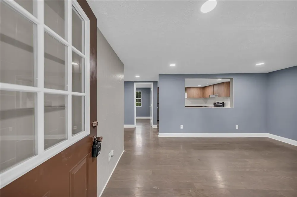 72 W 1st St Hillsboro, TN 37342