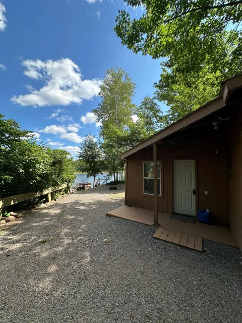 8305 Meadow Lake Road SW