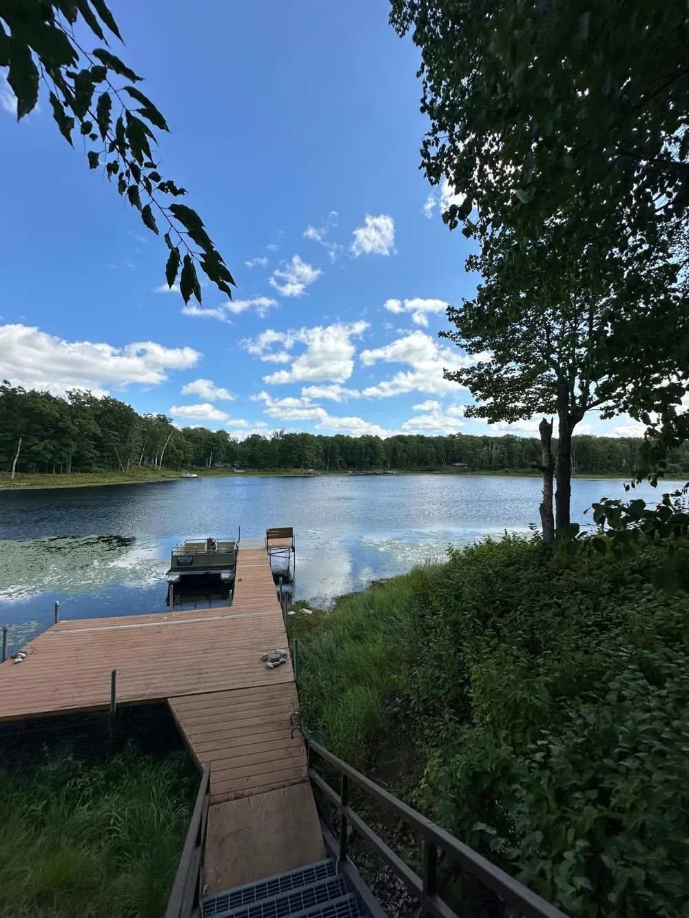 8305 Meadow Lake Road SW Motley, MN 56466