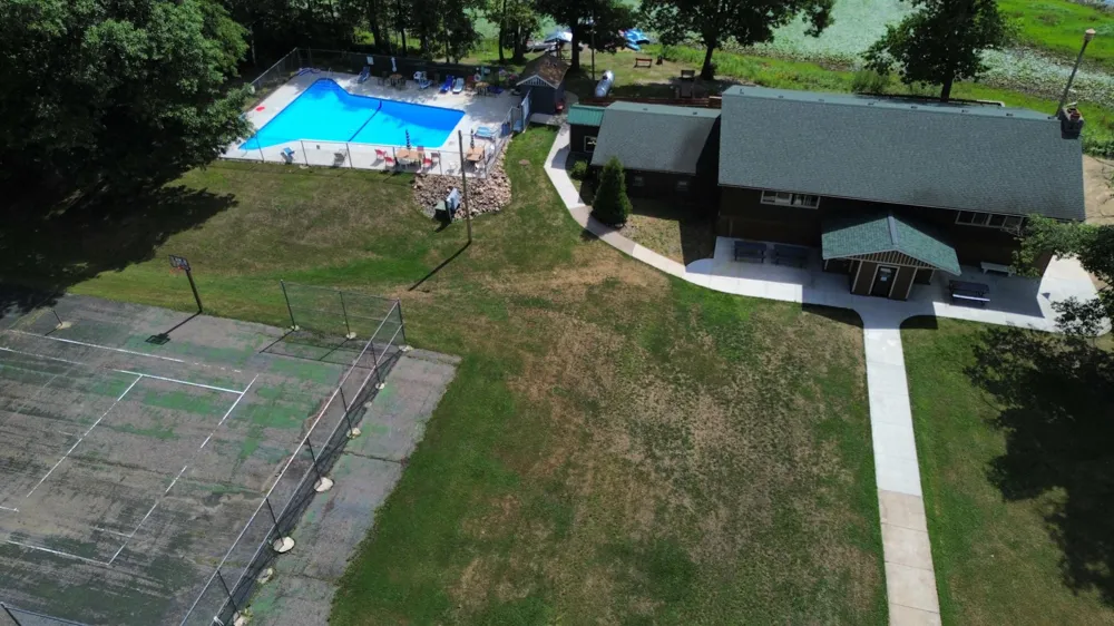 8305 Meadow Lake Road SW Motley, MN 56466