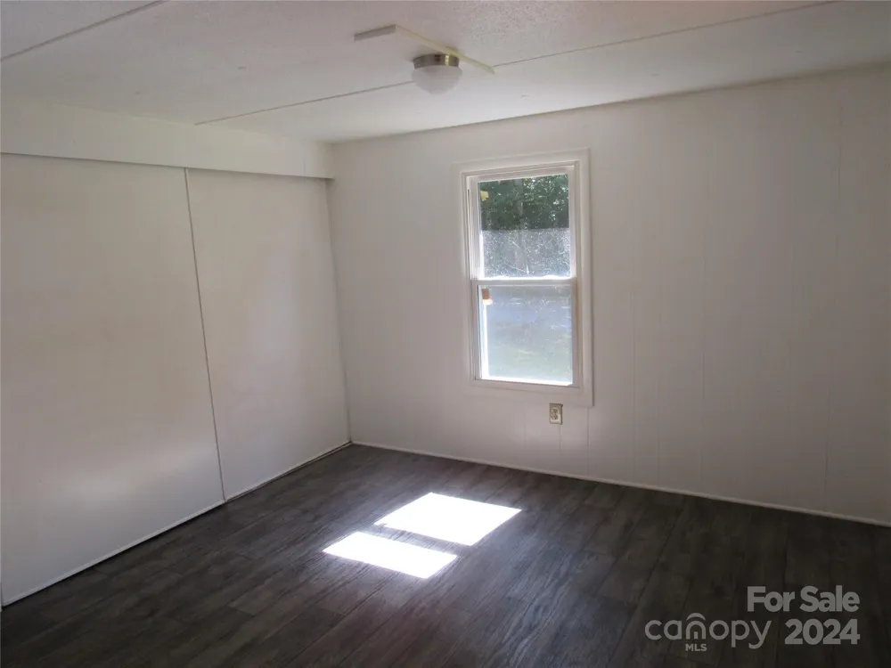 664 Woodfin Road Sylva, NC 28779