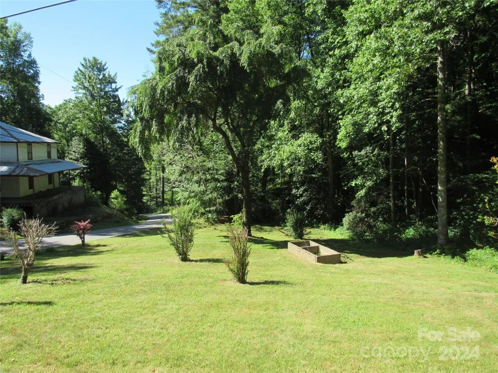 664 Woodfin Road Sylva, NC 28779