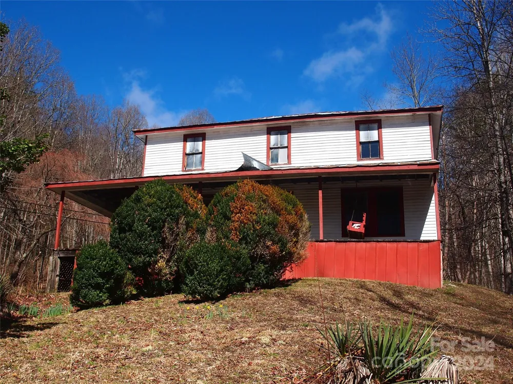 664 Woodfin Road Sylva, NC 28779