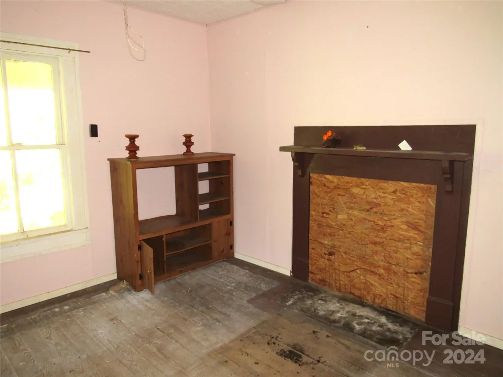 664 Woodfin Road Sylva, NC 28779