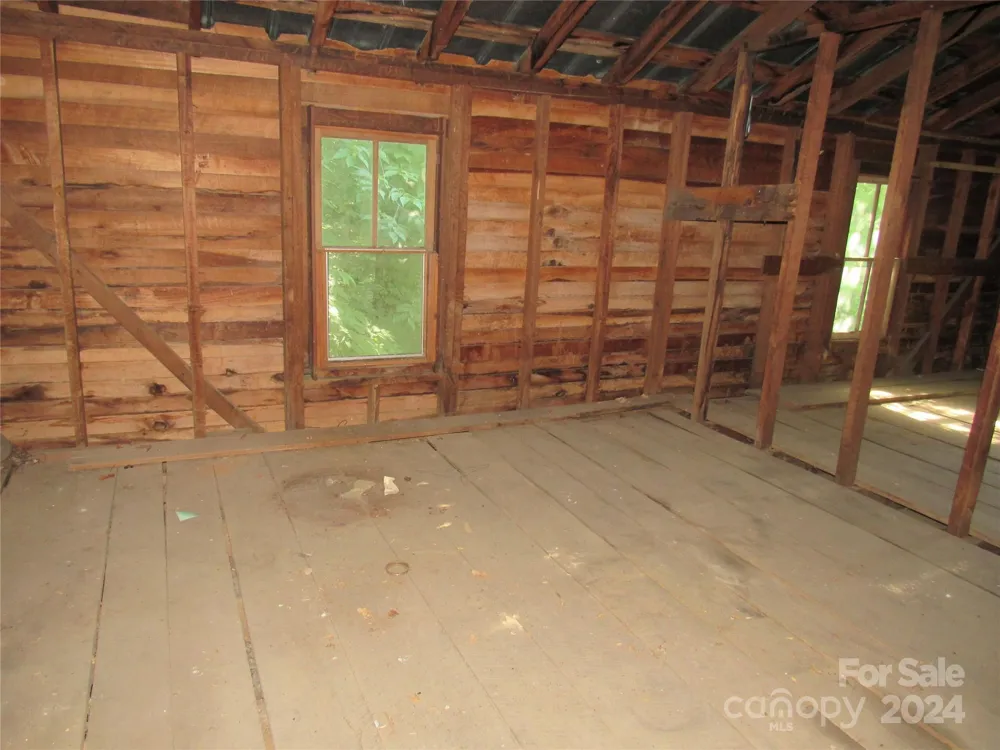 664 Woodfin Road Sylva, NC 28779