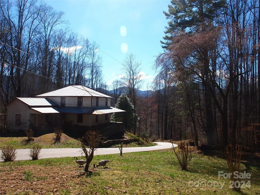 664 Woodfin Road Sylva, NC 28779
