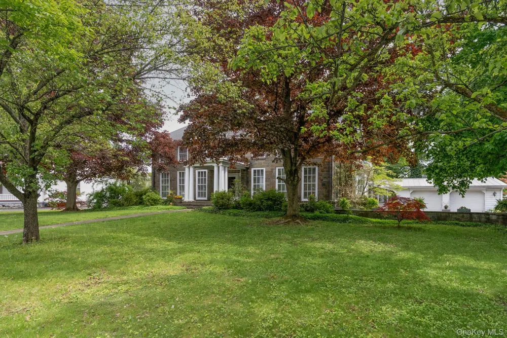 322 Albany Avenue Kingston, NY 12401