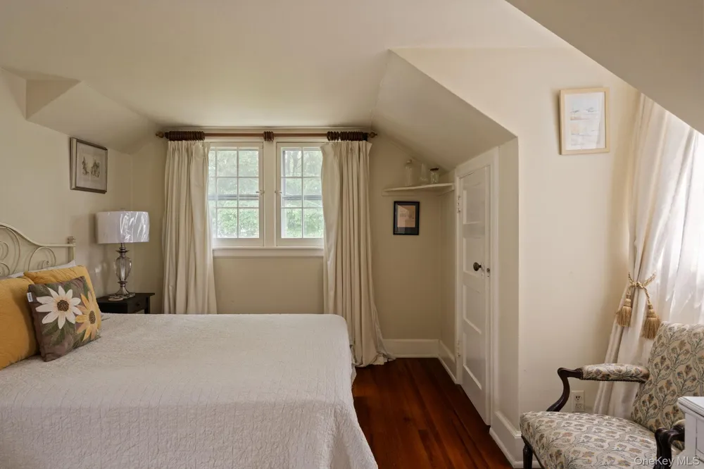 322 Albany Avenue Kingston, NY 12401