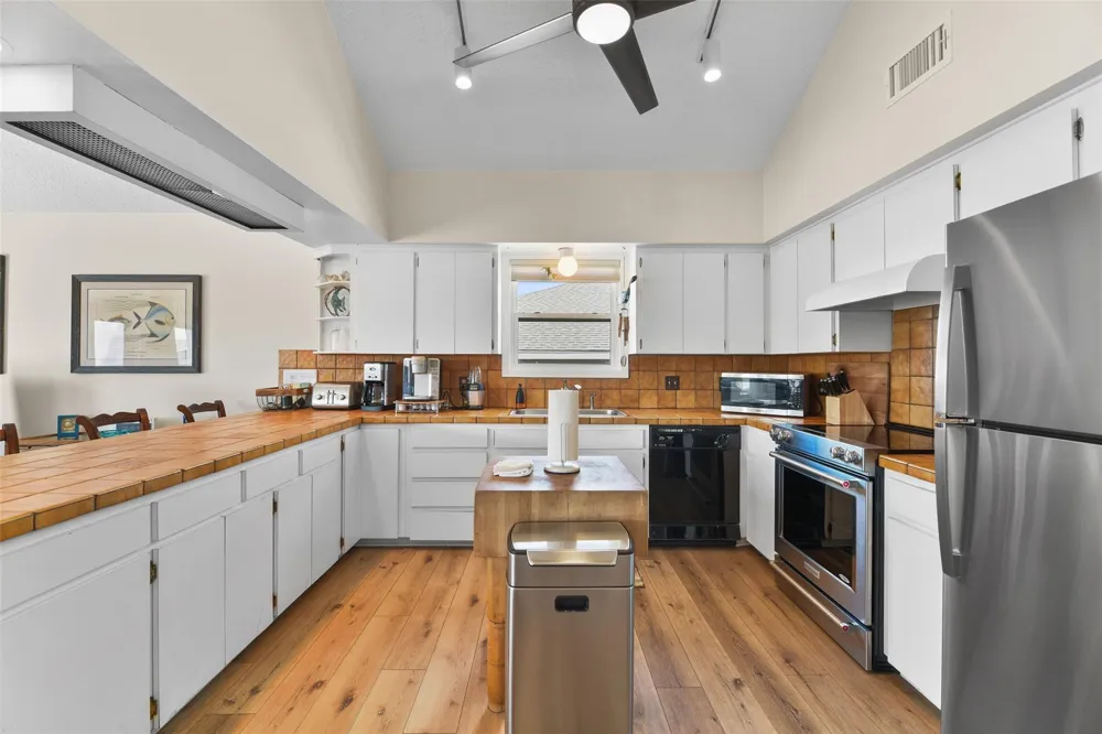 22101 Guadalupe Drive Galveston, TX 77554