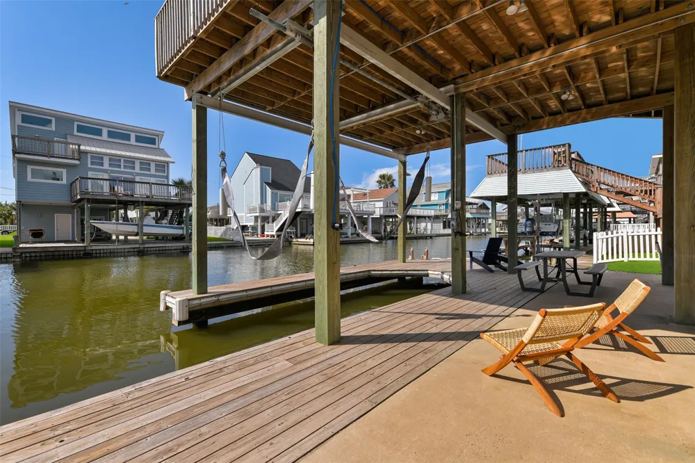 22101 Guadalupe Drive Galveston, TX 77554