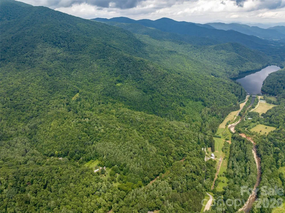00 Lake Logan Road Canton, NC 28716