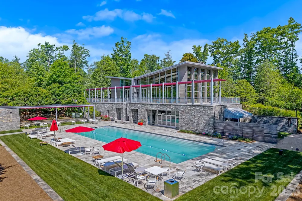 325 Flowering Vine Court Asheville, NC 28803