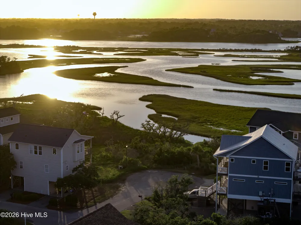 0 W Wilmington Avenue Surf City, NC 28445