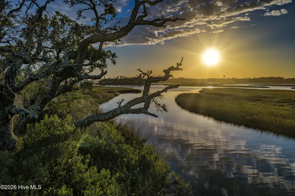 0 W Wilmington Avenue Surf City, NC 28445