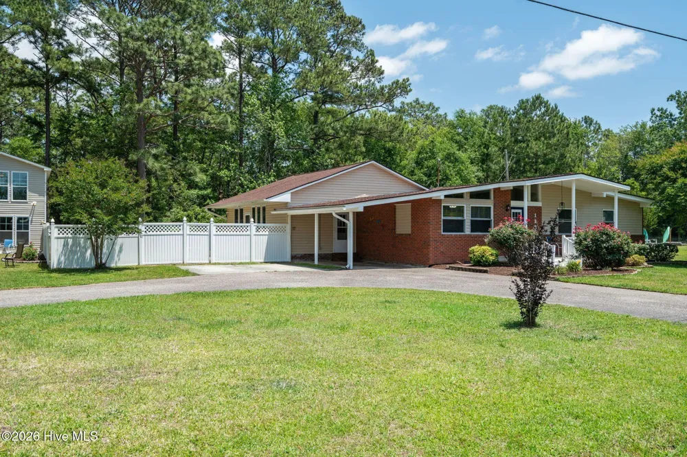 113 Willetts Drive Boiling Spring Lakes, NC 28461