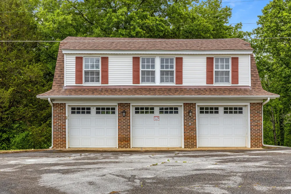 209 Browntown Road Chattanooga, TN 37415