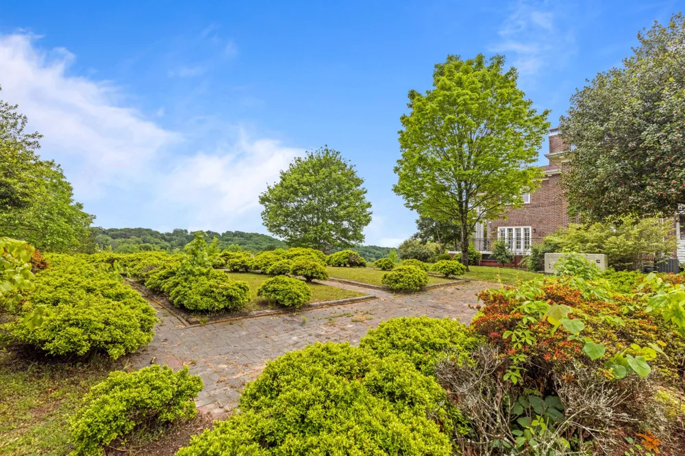 209 Browntown Road Chattanooga, TN 37415