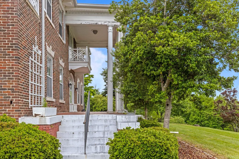 209 Browntown Road Chattanooga, TN 37415