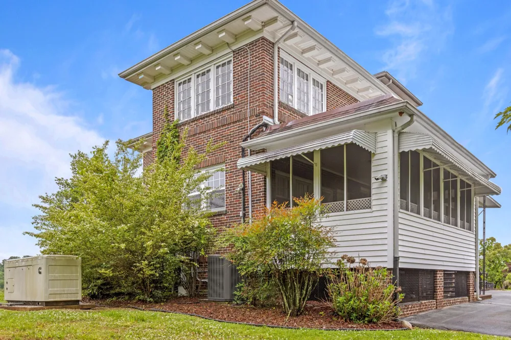 209 Browntown Road Chattanooga, TN 37415