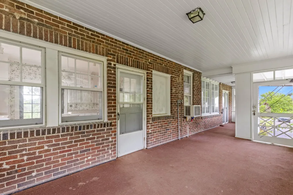 209 Browntown Road Chattanooga, TN 37415
