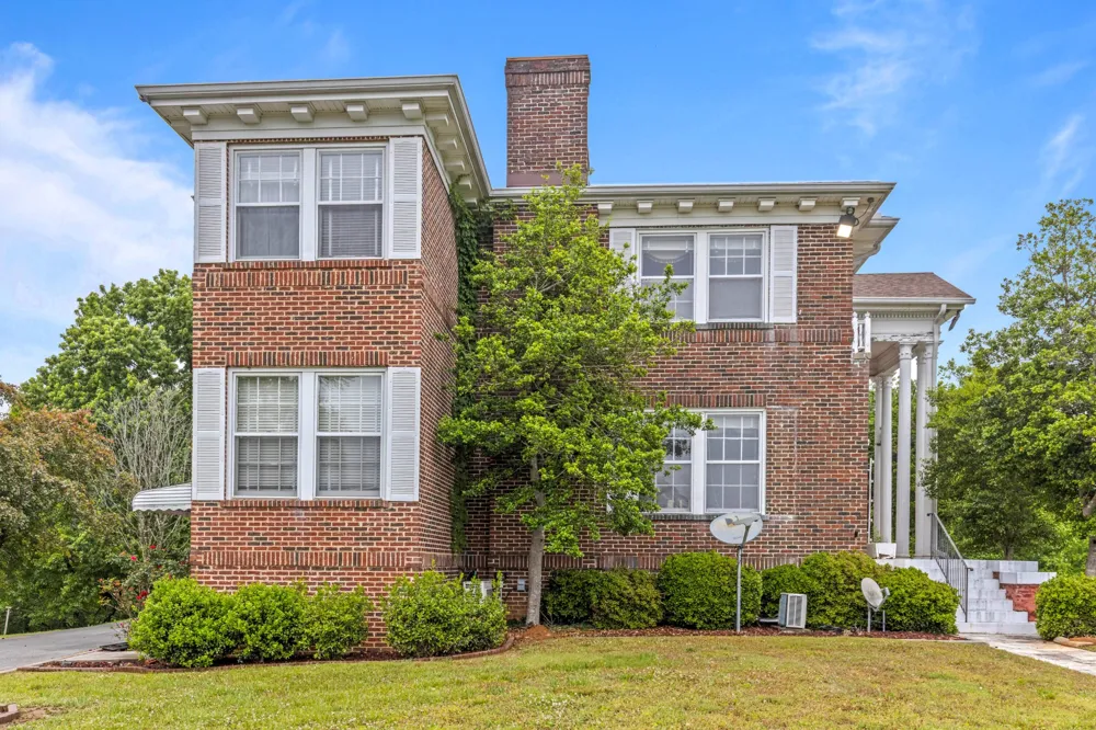 209 Browntown Road Chattanooga, TN 37415