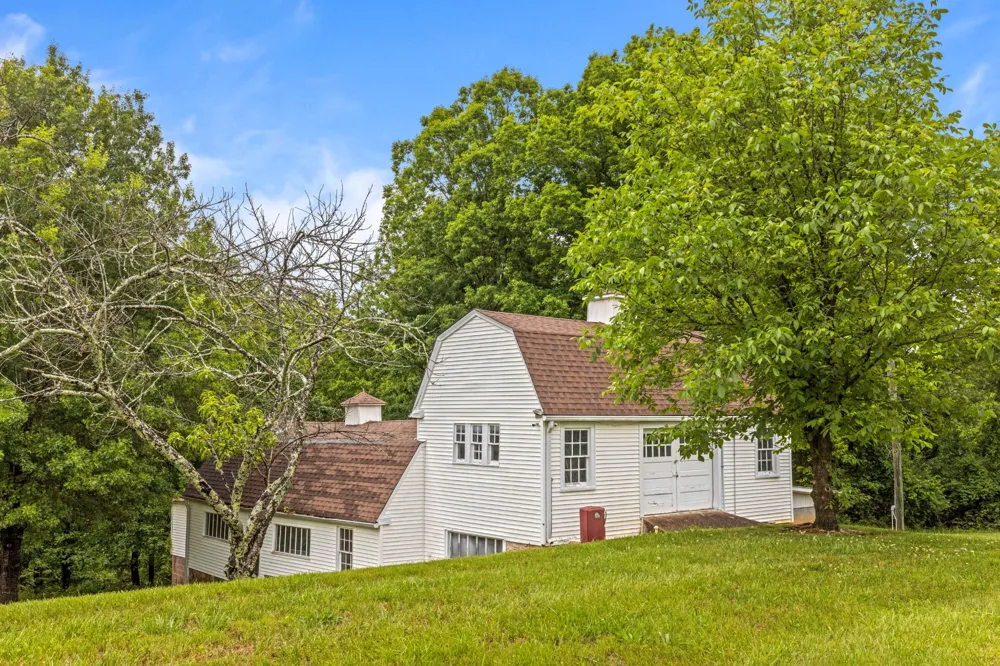 209 Browntown Road Chattanooga, TN 37415
