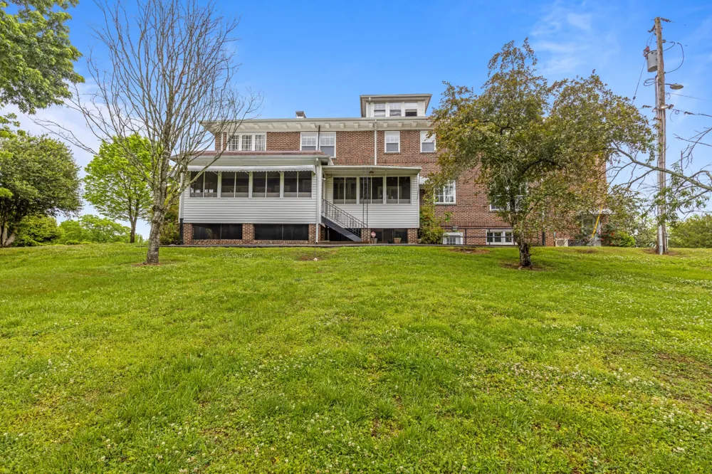 209 Browntown Road Chattanooga, TN 37415