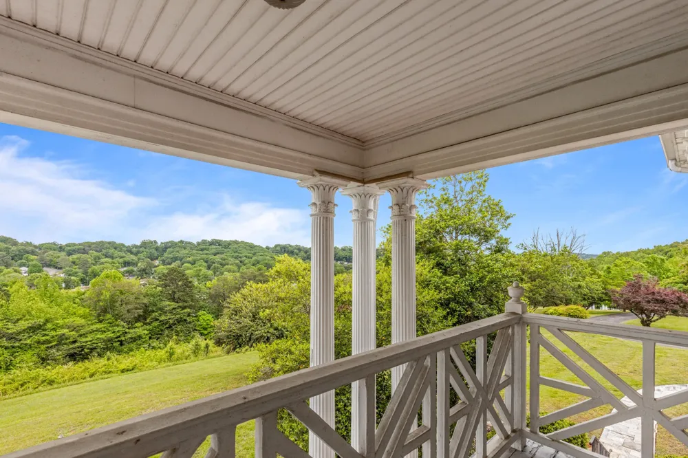 209 Browntown Road Chattanooga, TN 37415