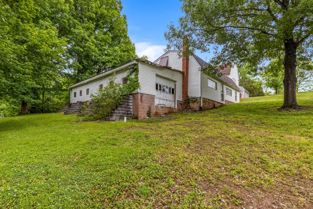 209 Browntown Road Chattanooga, TN 37415