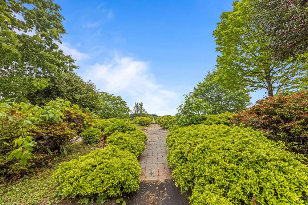 209 Browntown Road Chattanooga, TN 37415