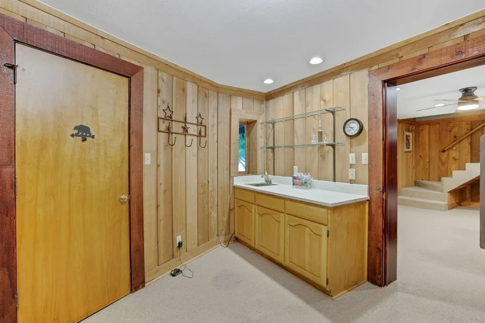 425 Old Fm 224 Coldspring, TX 77331