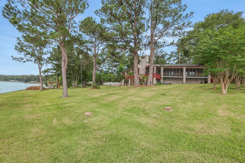 425 Old Fm 224 Coldspring, TX 77331