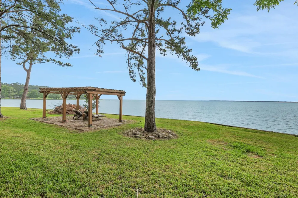 425 Old Fm 224 Coldspring, TX 77331
