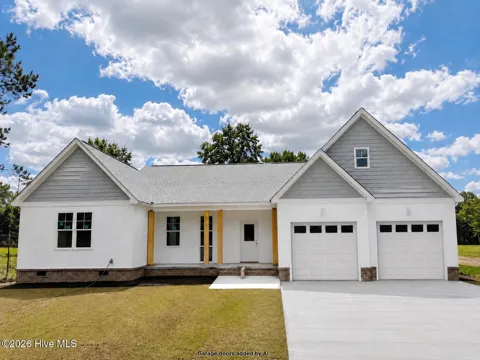 2886 Fox Run Circle