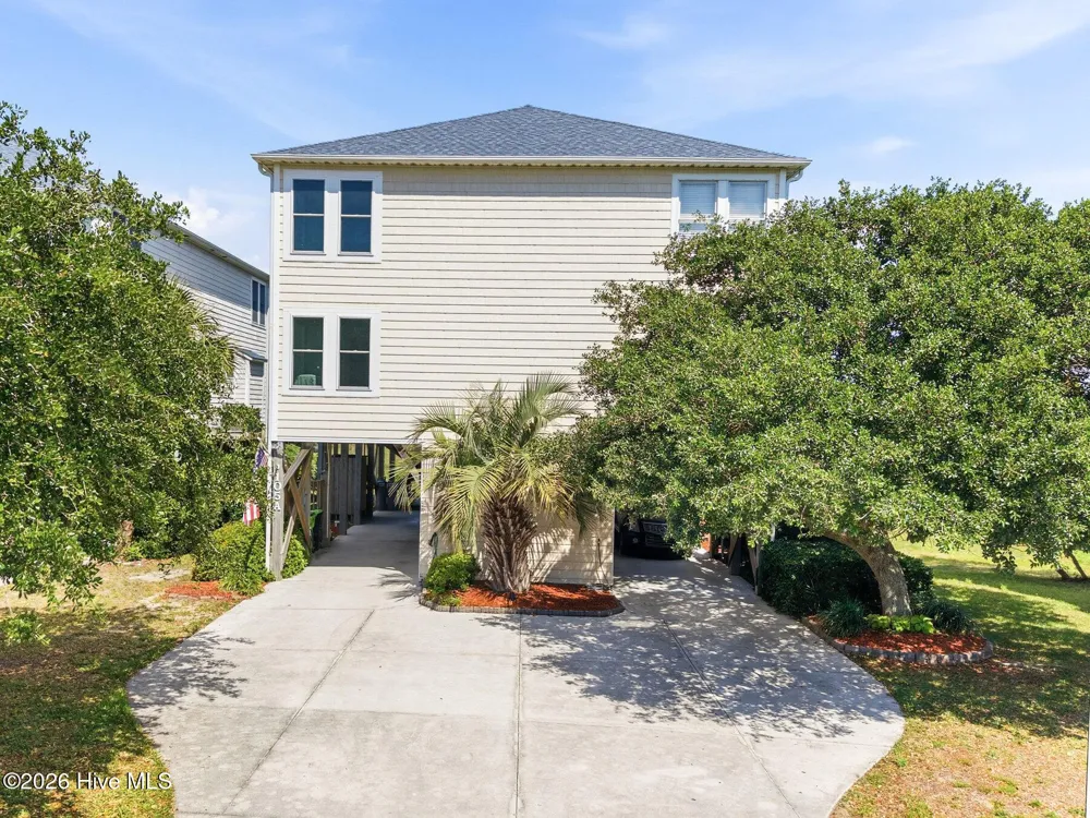 105 A Bay Drive Surf City, NC 28445