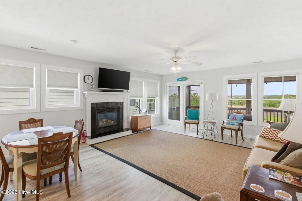105 A Bay Drive Surf City, NC 28445