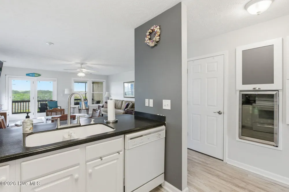 105 A Bay Drive Surf City, NC 28445