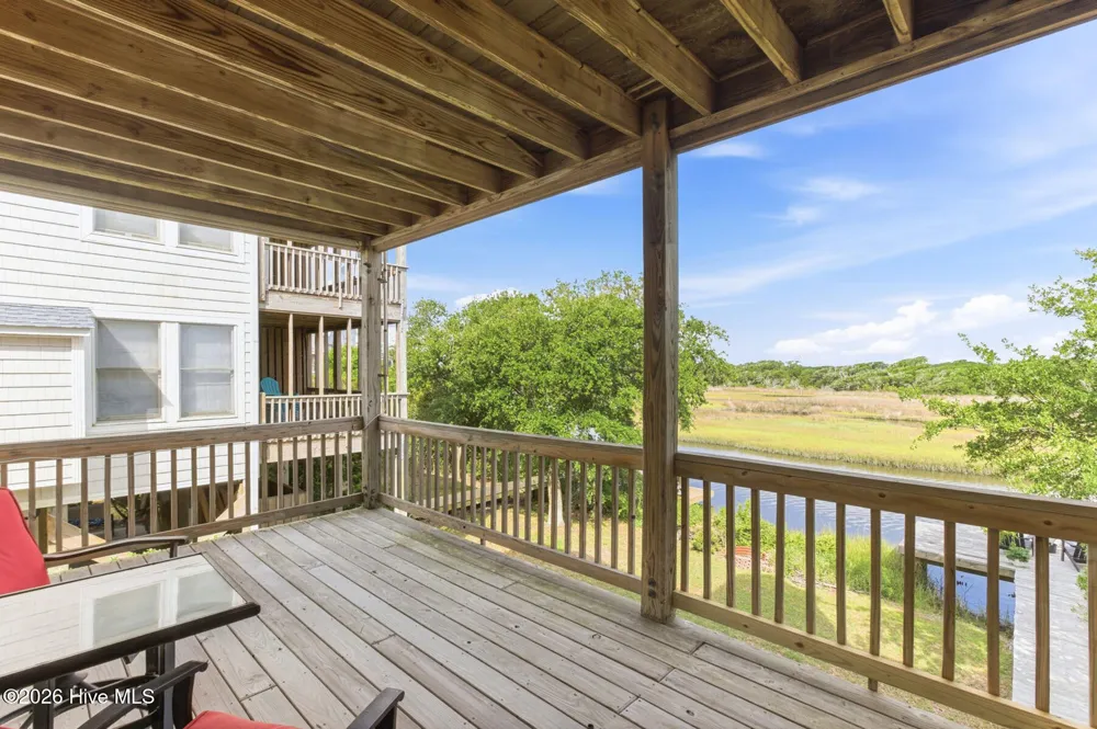 105 A Bay Drive Surf City, NC 28445