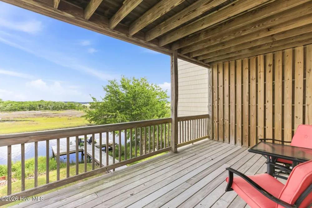105 A Bay Drive Surf City, NC 28445