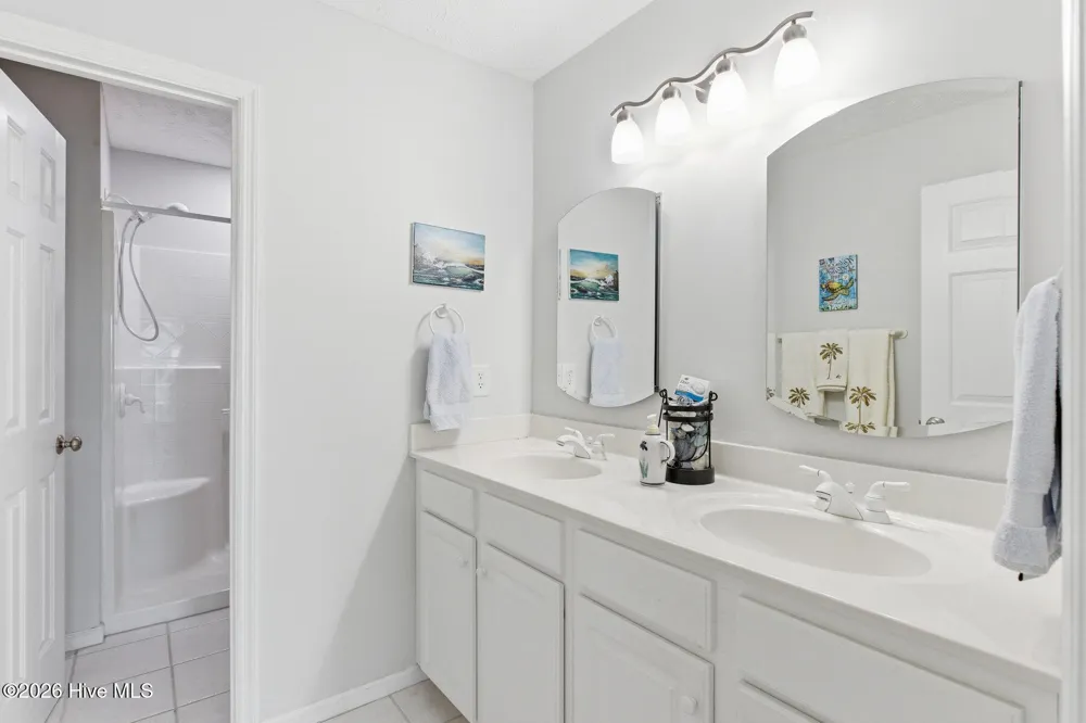 105 A Bay Drive Surf City, NC 28445