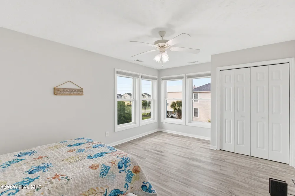 105 A Bay Drive Surf City, NC 28445