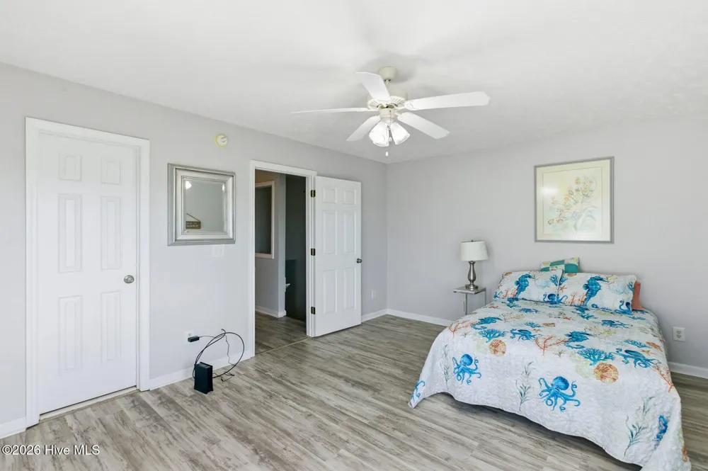 105 A Bay Drive Surf City, NC 28445