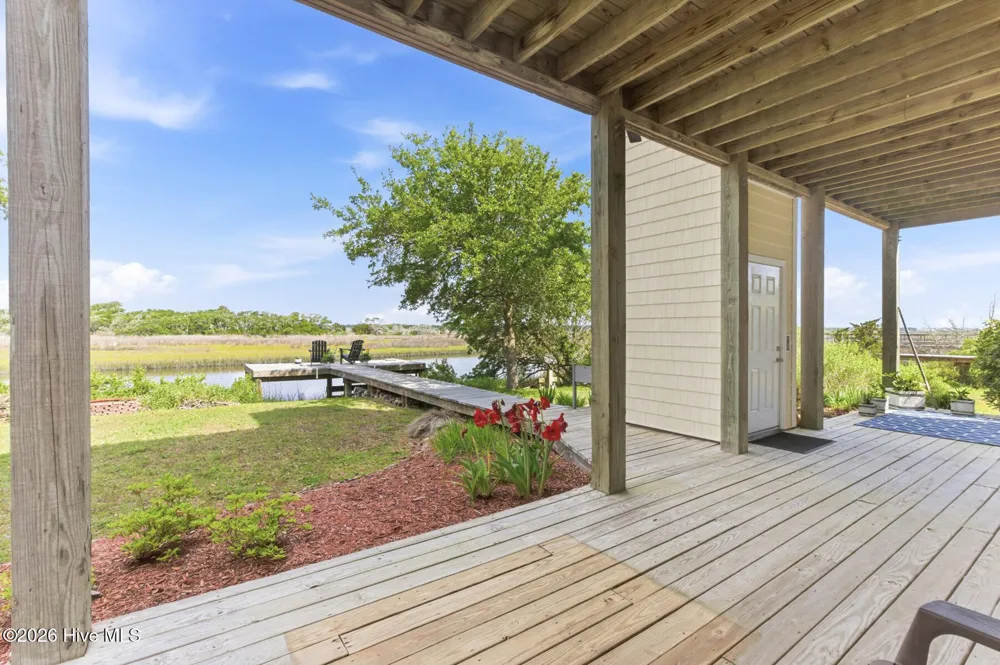 105 A Bay Drive Surf City, NC 28445