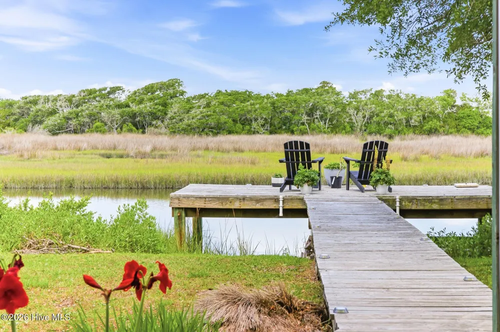 105 A Bay Drive Surf City, NC 28445
