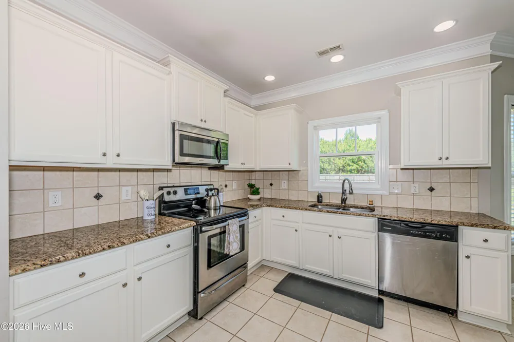 673 Morris Landing Road Holly Ridge, NC 28445