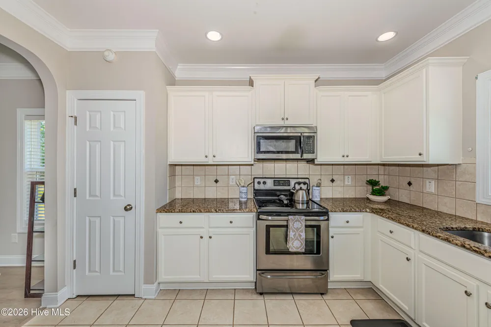 673 Morris Landing Road Holly Ridge, NC 28445