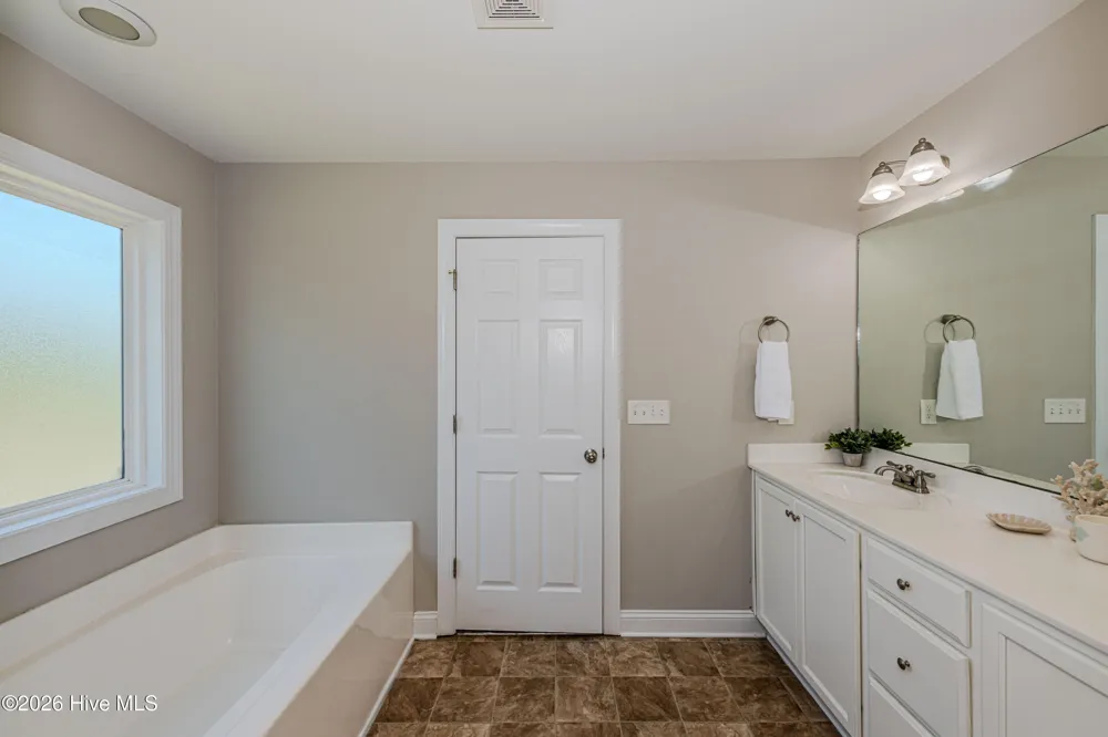 673 Morris Landing Road Holly Ridge, NC 28445