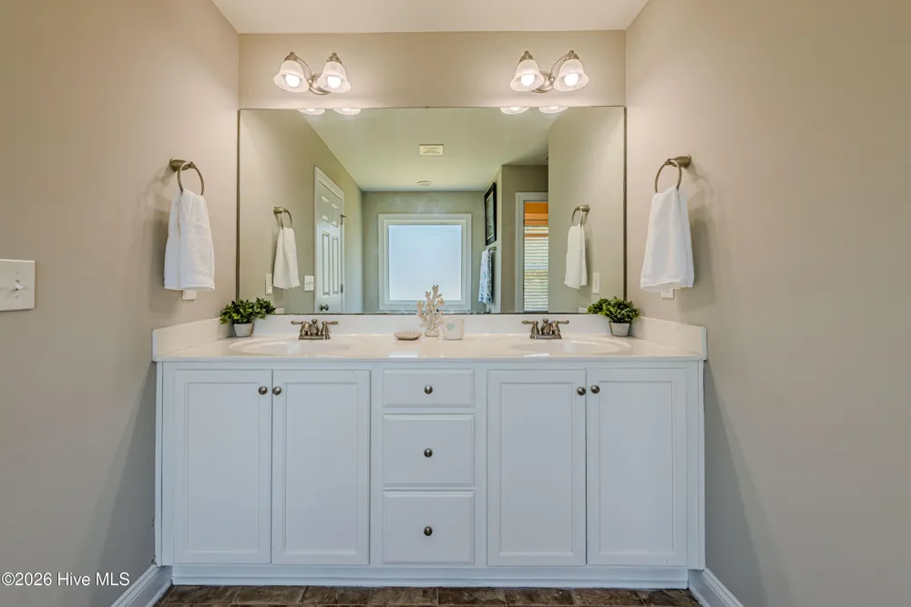 673 Morris Landing Road Holly Ridge, NC 28445