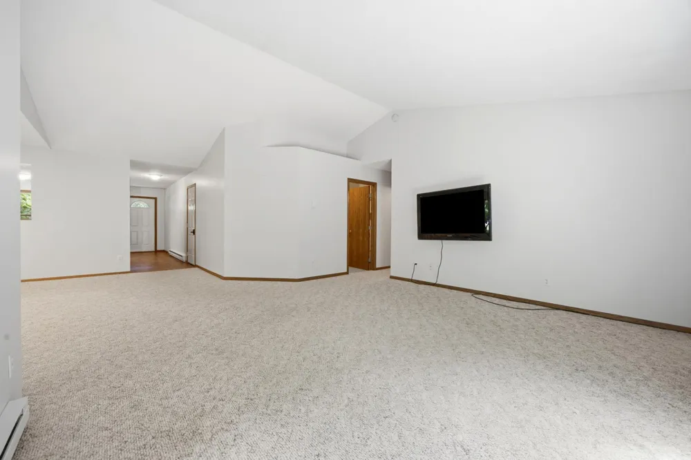 331 Maple Ridge Court Detroit Lakes, MN 56501