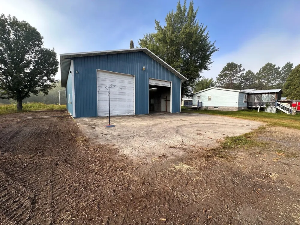 418 4th Avenue E Floodwood, MN 55736
